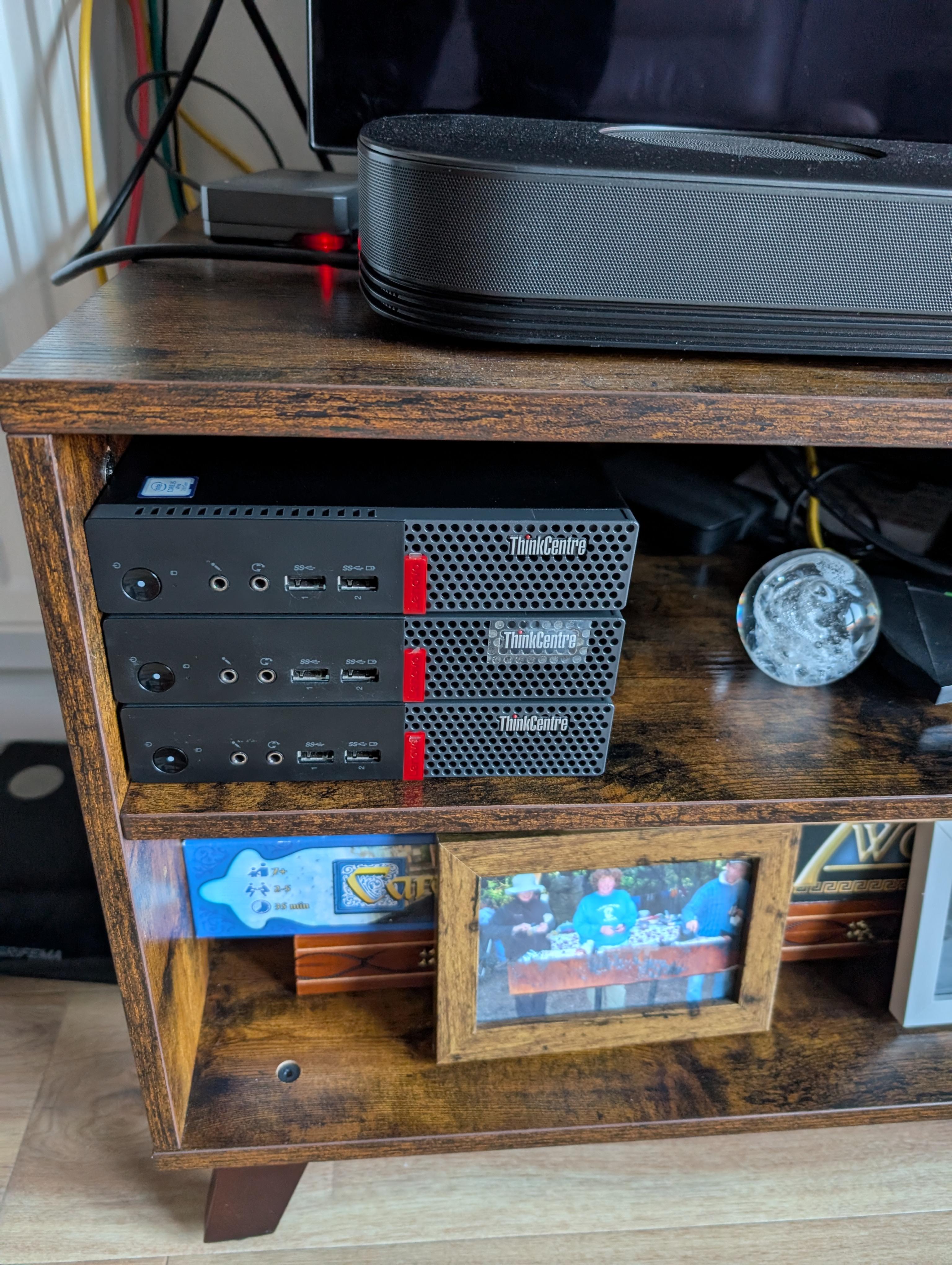 First Proxmox setup with TV as monitor